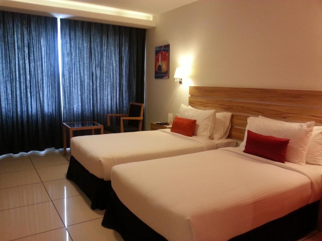 วอนเดอร์ลา รีสอร์ต Hotel Kumbalgod ห้อง รูปภาพ