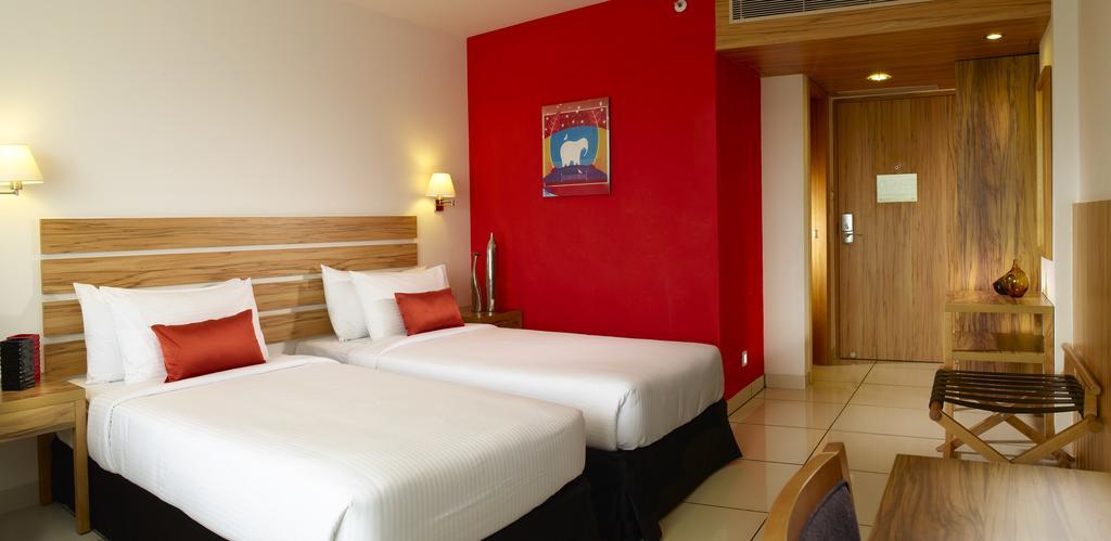 วอนเดอร์ลา รีสอร์ต Hotel Kumbalgod ภายนอก รูปภาพ